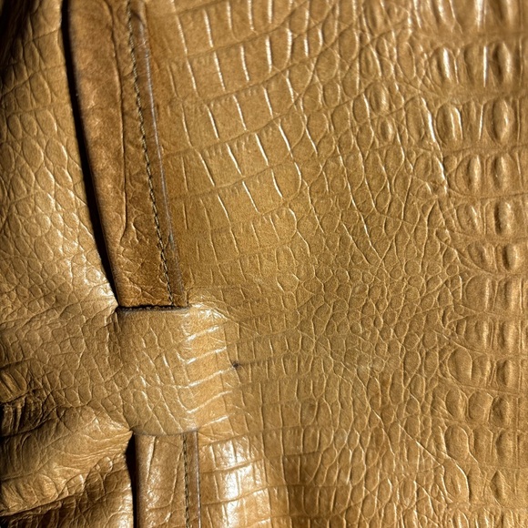 Tom Thomas Leathers Croc Embossed Leather Bag - Picture 3 of 11